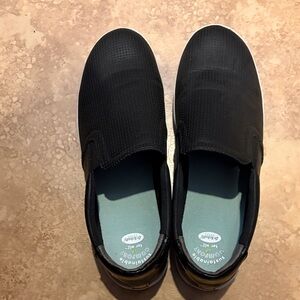 Dr. Scholl's Black Madison Women's Slip-On Sneakers